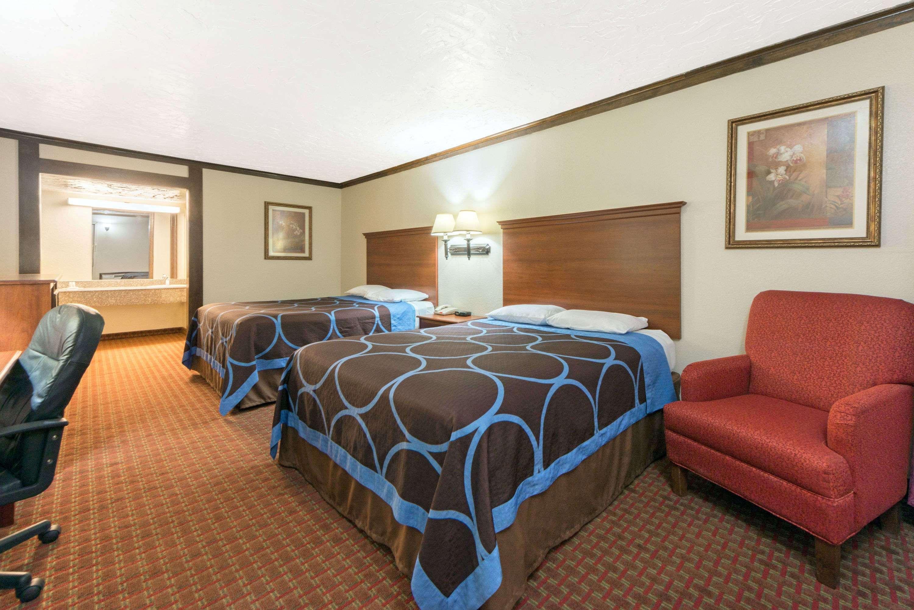 Super 8 By Wyndham Enid Hotel Bagian luar foto
