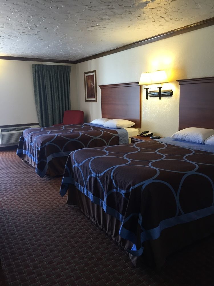 Super 8 By Wyndham Enid Hotel Bagian luar foto